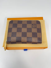 Load image into Gallery viewer, Zippy Coin DE SKU871