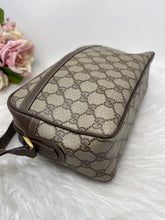 Load image into Gallery viewer, Gucci Vintage SKU6165