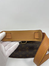 Load image into Gallery viewer, St Cloud GM SKU878
