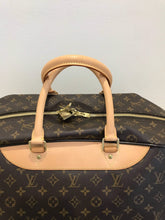 Load image into Gallery viewer, Eole Trolley Rolling Duffel Bag 60 Monogram