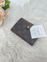 Load image into Gallery viewer, Kisslock Wallet SKU6327