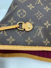 Load image into Gallery viewer, Neverfull GM Pivione SKU1000
