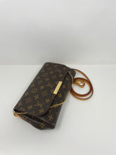 Load image into Gallery viewer, Favorite MM Monogram