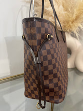 Load image into Gallery viewer, Neverfull MM DE SKU6292