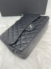 Load image into Gallery viewer, Chanel Classic Jumbo SHW