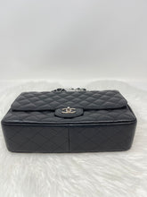 Load image into Gallery viewer, Chanel Classic Jumbo SHW SKU6002