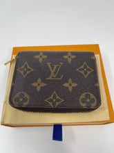 Load image into Gallery viewer, Zippy Coin Limited Edition SKU817