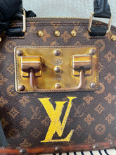 Load image into Gallery viewer, Alma BB Limited Transformed Time Trunk