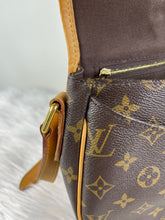 Load image into Gallery viewer, Menilmontant PM Monogram SKU740