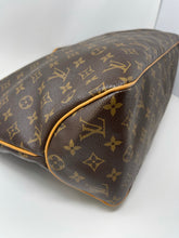 Load image into Gallery viewer, Delightful MM Monogram