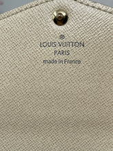Load image into Gallery viewer, Sarah Envelope Azur SKU6334