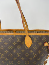 Load image into Gallery viewer, Neverfull MM SKU1238