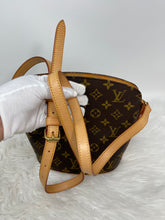 Load image into Gallery viewer, Drouot Crossbody SKU1540