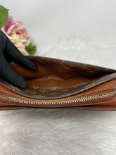 Load image into Gallery viewer, Orsay Clutch SKU6337