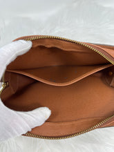 Load image into Gallery viewer, Orsay SKU1630