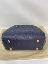 Load image into Gallery viewer, Montaigne Empreinte BB SKU1277
