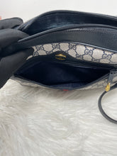 Load image into Gallery viewer, Gucci Vintage SKU6172