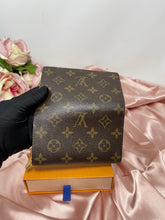 Load image into Gallery viewer, Tressor Monogram SKU6102