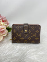 Load image into Gallery viewer, Compact Organizer Wallet SKU6330
