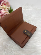 Load image into Gallery viewer, Compact Organizer Wallet SKU6330