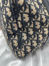 Load image into Gallery viewer, Dior Boston 25 SKU6258