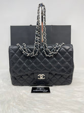 Load image into Gallery viewer, Chanel Classic Jumbo SHW