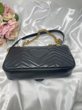 Load image into Gallery viewer, Gucci Marmont Small SKU6279