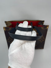 Load image into Gallery viewer, On The Go MM SKU1509