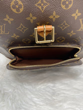 Load image into Gallery viewer, Monsouris Backpack GM SKU