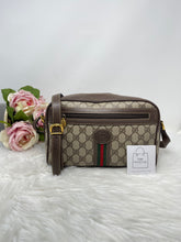 Load image into Gallery viewer, Gucci Vintage SKU6165