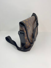 Load image into Gallery viewer, Messenger Magnetic Bag SKU1507
