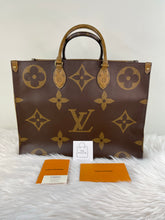 Load image into Gallery viewer, On The Go GM SKU725