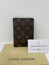 Load image into Gallery viewer, Passport Holder SKU1150
