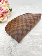 Load image into Gallery viewer, Cosmetic Pouch GM DE SKU6329