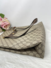 Load image into Gallery viewer, Gucci Vintage Tote SKU6129
