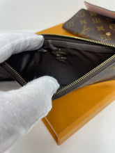 Load image into Gallery viewer, Josephine Wallet Pink