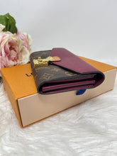 Load image into Gallery viewer, Pallas Wallet SKU6353