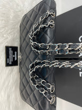 Load image into Gallery viewer, Chanel Classic Jumbo SHW