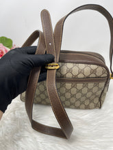 Load image into Gallery viewer, Gucci Vintage SKU6165
