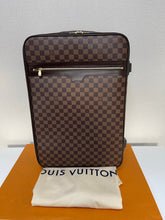 Load image into Gallery viewer, Pegase 55 Business Edition Damier Ebene SKU712