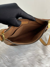 Load image into Gallery viewer, Odeon PM Monogram SKU726