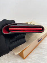 Load image into Gallery viewer, Pallas Wallet Red SKU6152