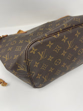 Load image into Gallery viewer, Neverfull MM SKU1238