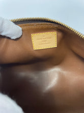 Load image into Gallery viewer, Toiletry Pouch