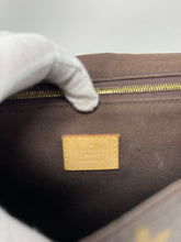 Load image into Gallery viewer, Menilmontant Pm Monogram