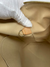 Load image into Gallery viewer, Totally MM Azur SKU1198