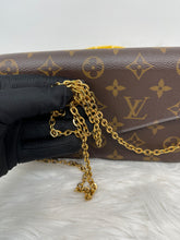 Load image into Gallery viewer, Felicie Pochette SKU6022