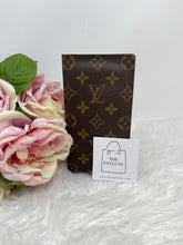 Load image into Gallery viewer, Checkbook Holder SKU6333