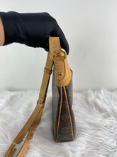 Load image into Gallery viewer, Odeon PM Monogram SKU726