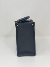 Load image into Gallery viewer, On The Go PM SKU1512